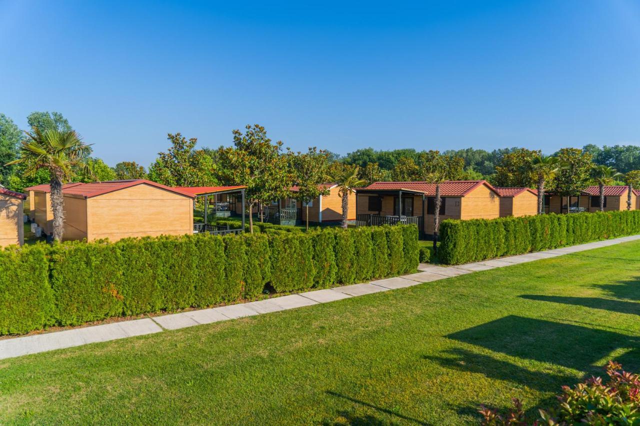 Ethno Village Giovanni Trade Улцинь Экстерьер фото