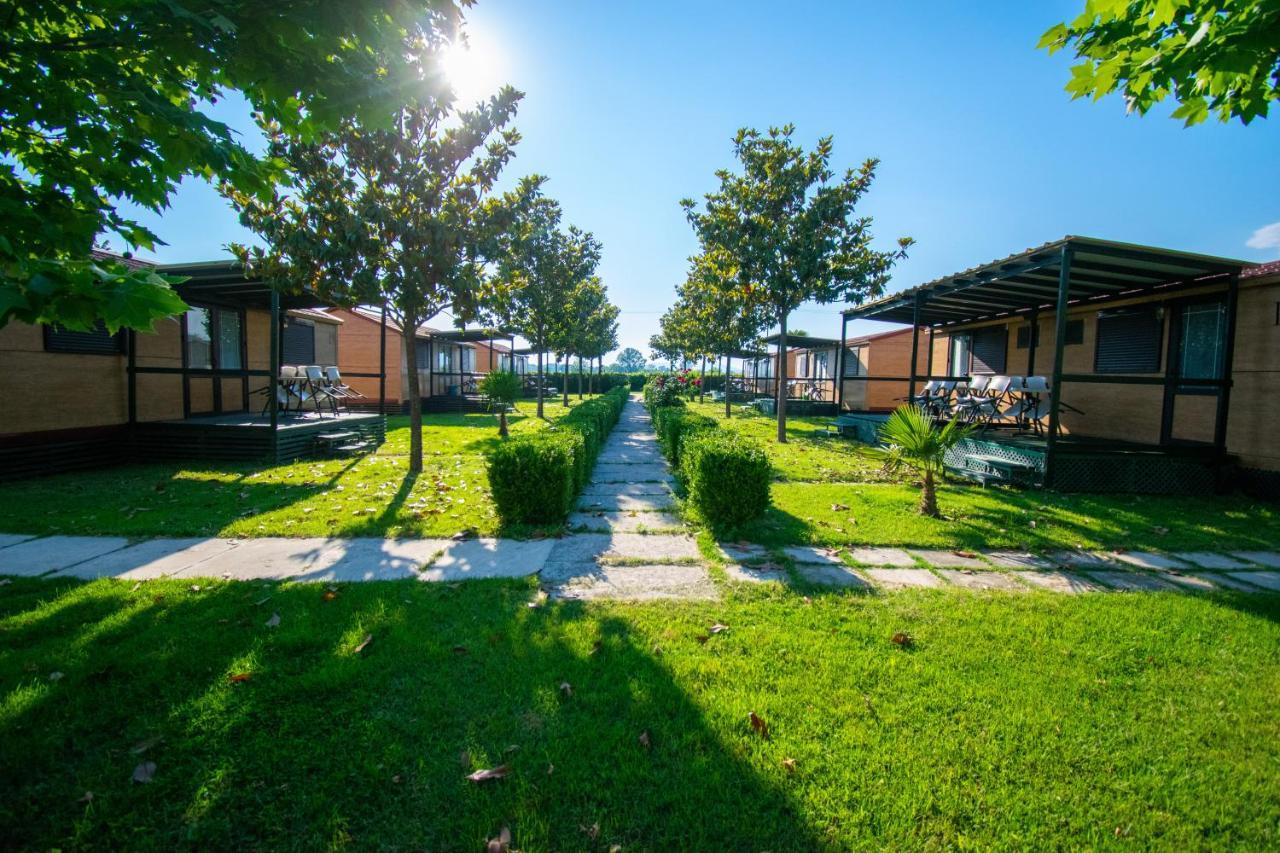 Ethno Village Giovanni Trade Улцинь Экстерьер фото