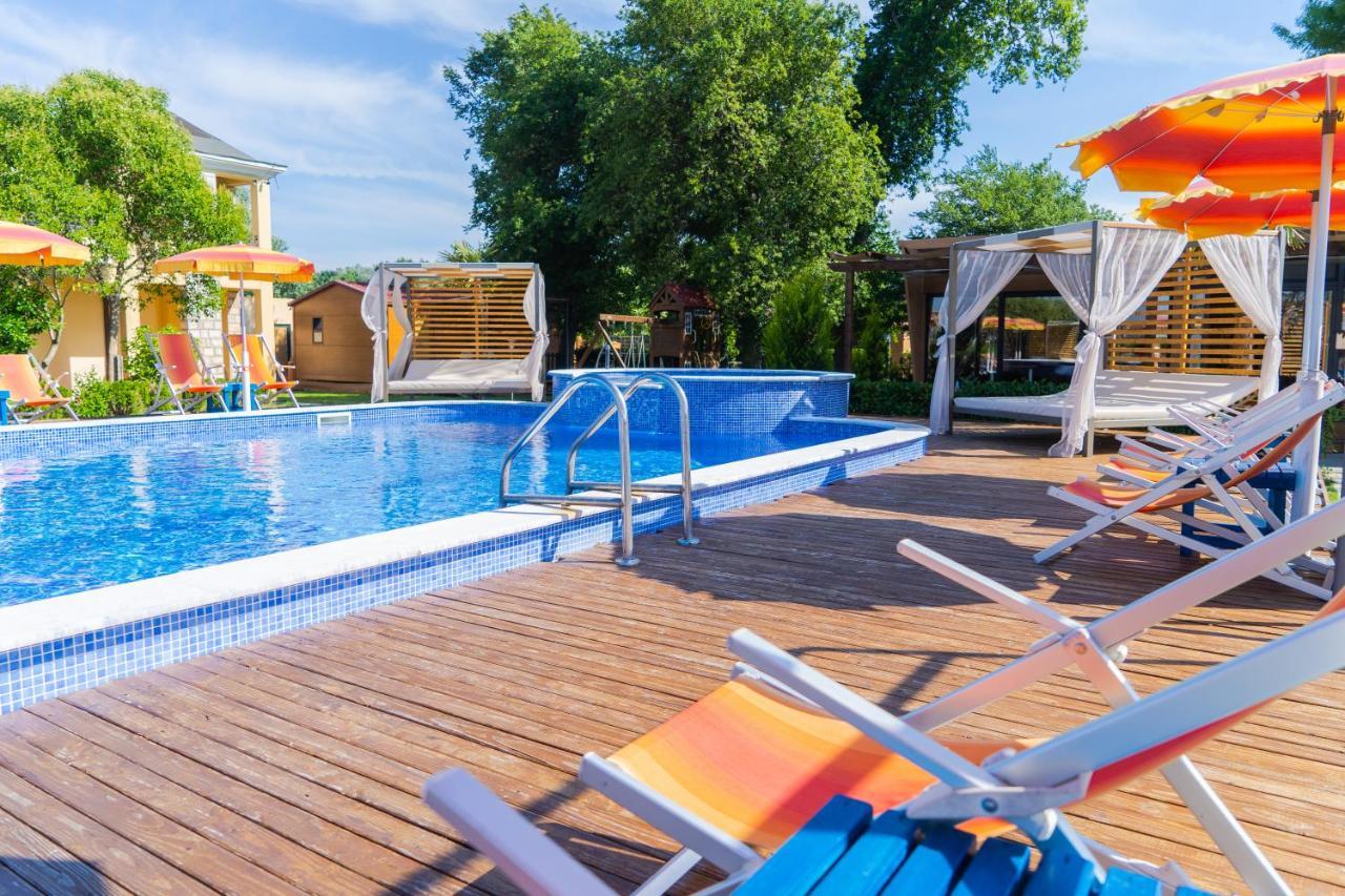 Ethno Village Giovanni Trade Улцинь Экстерьер фото