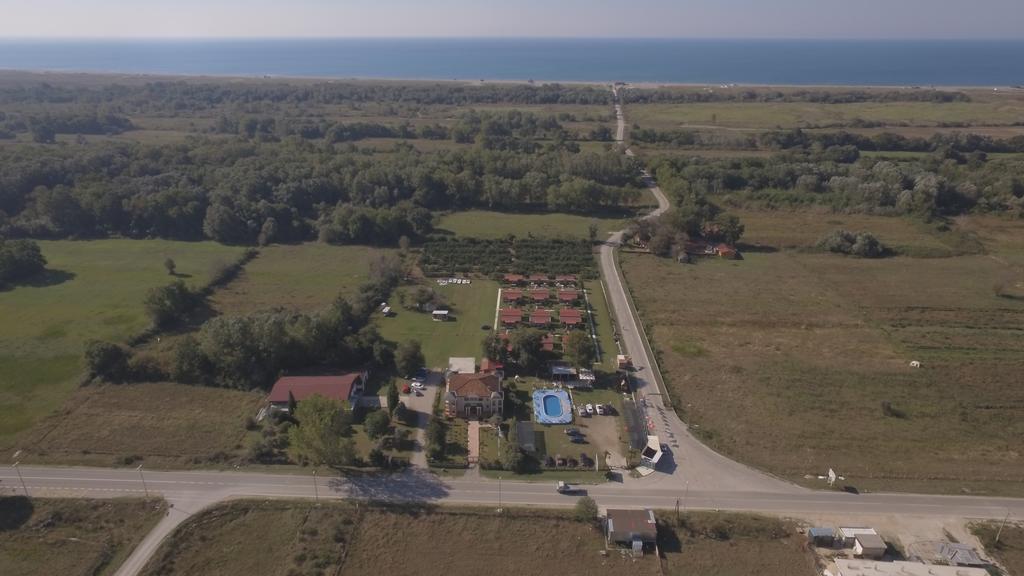 Ethno Village Giovanni Trade Улцинь Экстерьер фото