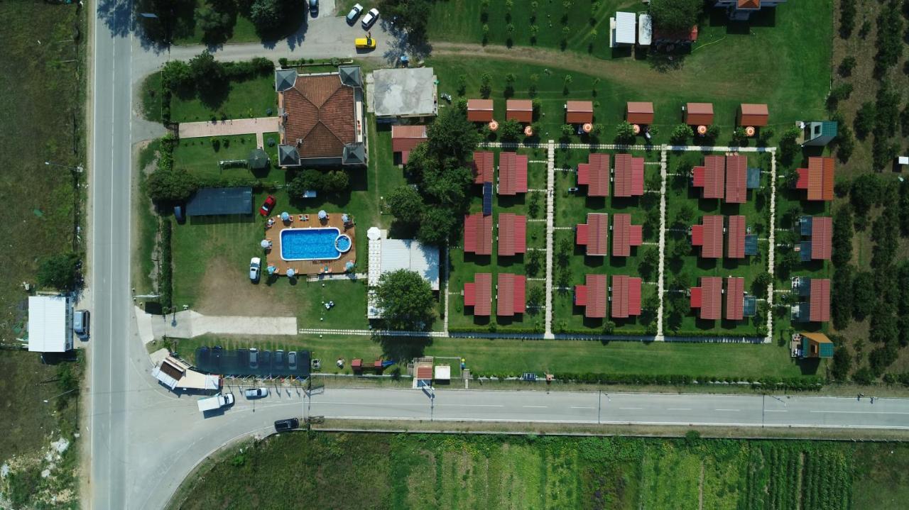 Ethno Village Giovanni Trade Улцинь Экстерьер фото